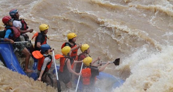 Daytrip-White Water Rafting Padas River （巴达斯激流泛舟）Tour